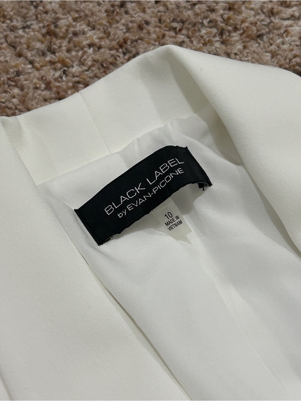 Black Label by Evan-Picone Women’s Natural White Blazer, Brand New Size 10 - Picture 5 of 6